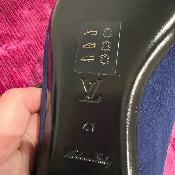 LOUIS VUITTON Authentic Ladies Blue Suede Logo Loafers Brass LV new not worn 41 - Picture 7 of 8